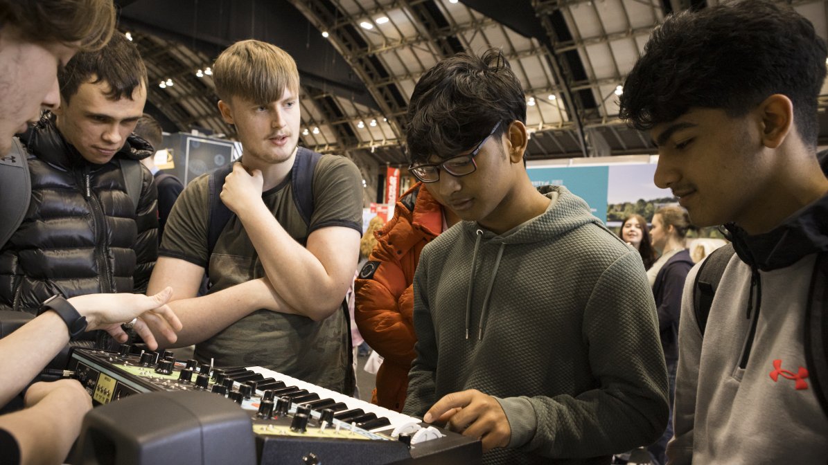 Discovery event image