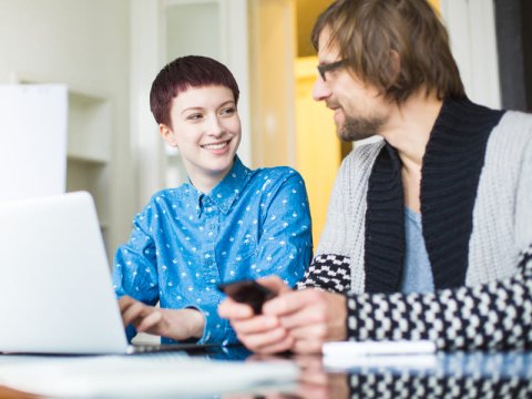 Parent and child discussing post-16 optionsi